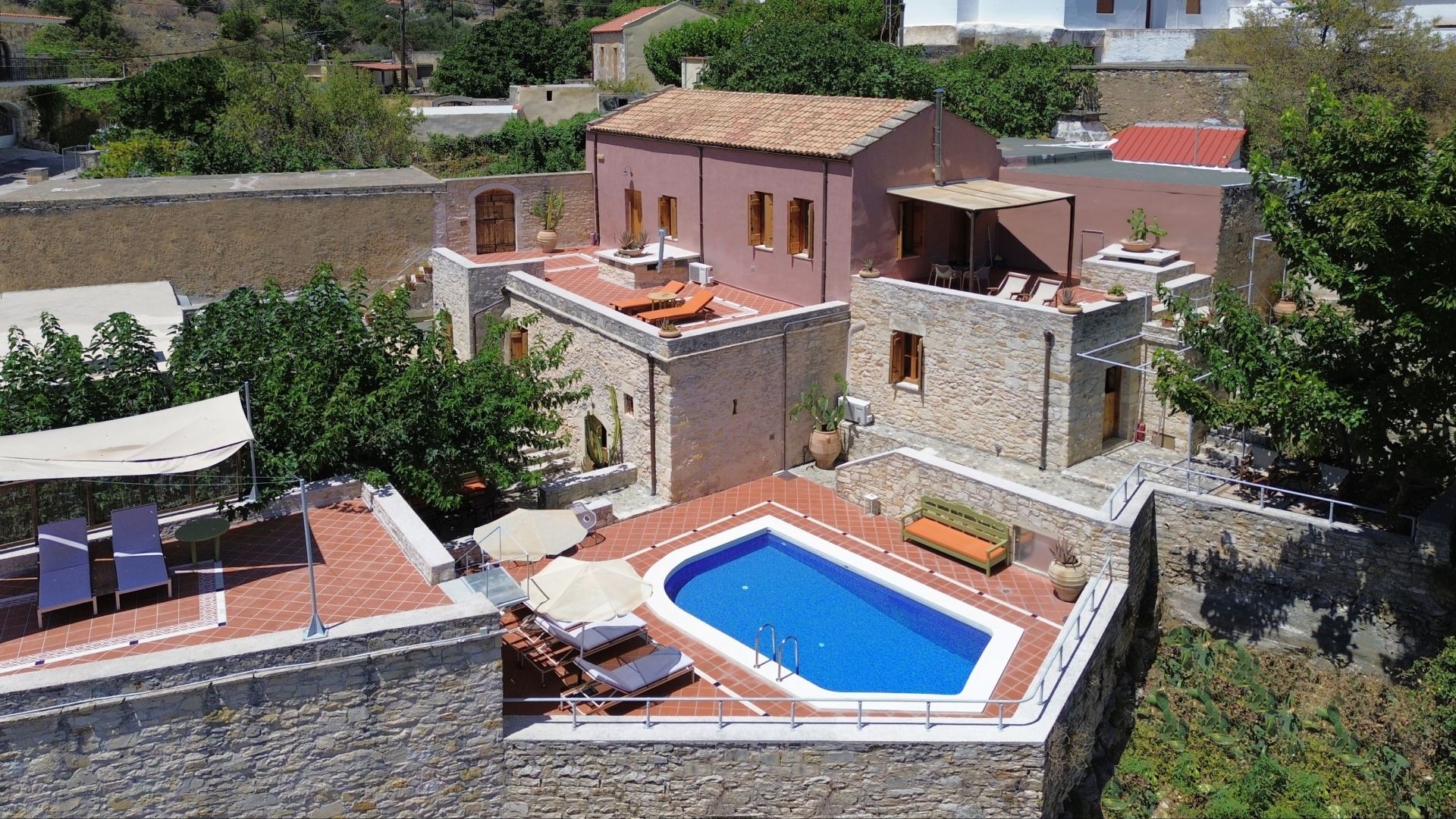 Where Tradition Meets Comfort